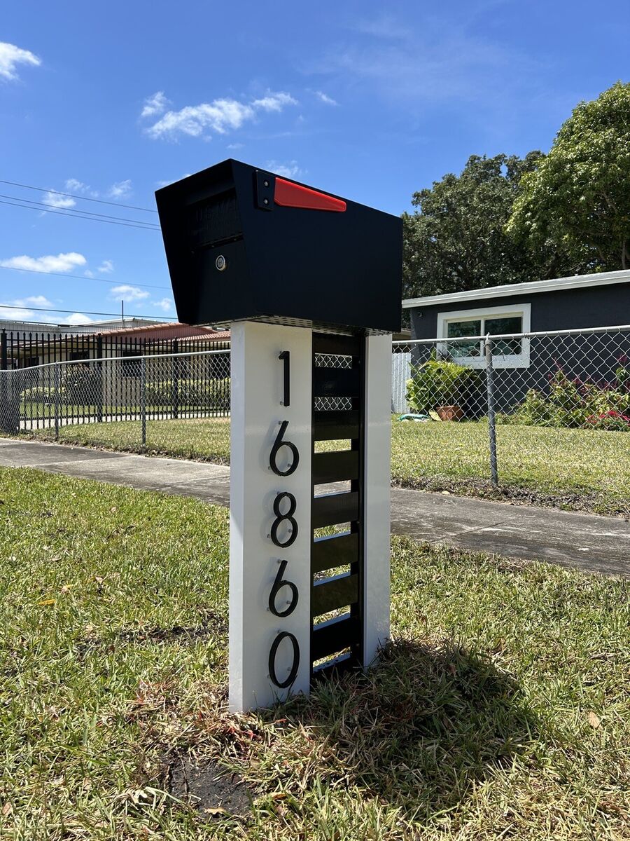 Custom Mailboxes